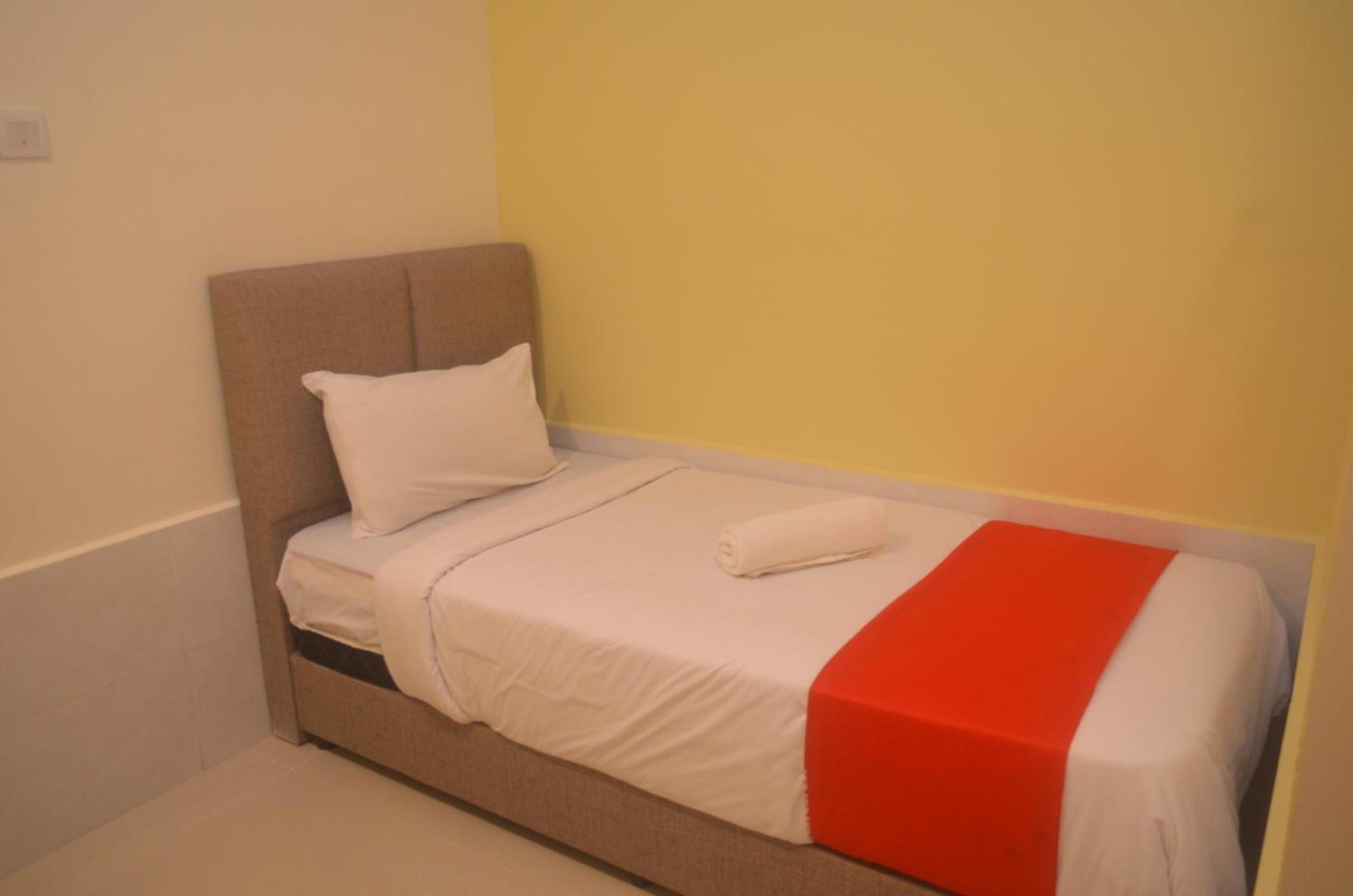 Kl Empire Hotel Klia, Formerly Known As Adiff Palace Klia 雪邦 外观 照片