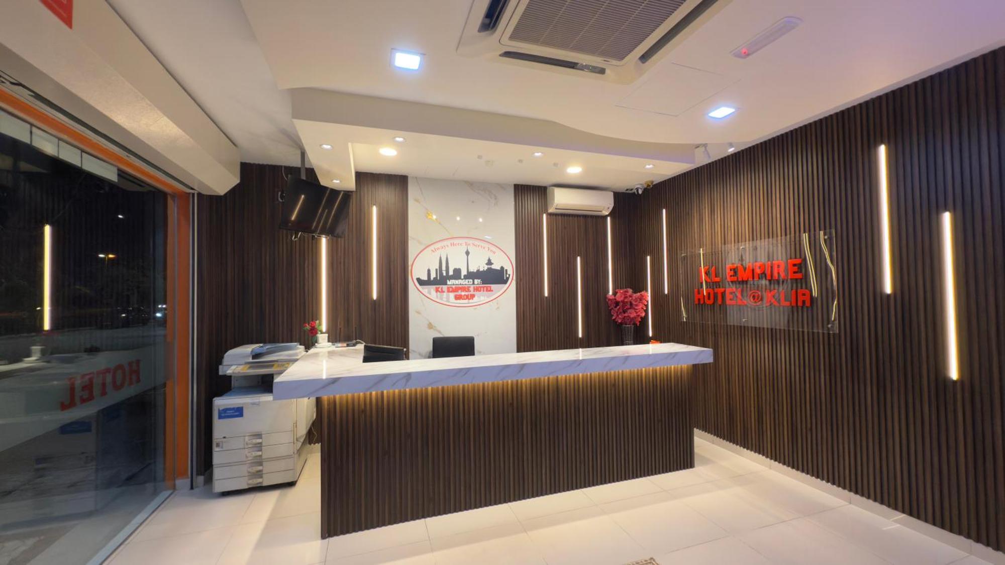 Kl Empire Hotel Klia, Formerly Known As Adiff Palace Klia 雪邦 外观 照片
